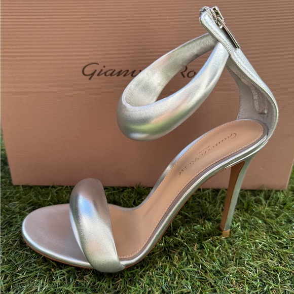 Gianvito Rossi Bijoux Silver Metallic Napa Leather Ankle Strap Heels Shoes 37.5 - Picture 7 of 12